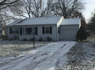 205 North St, Fisher, IL 61843