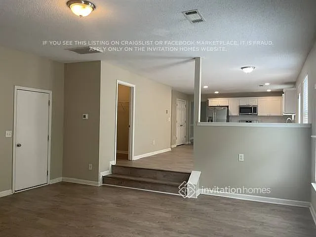 3260 Timber Rdg — Photo 6