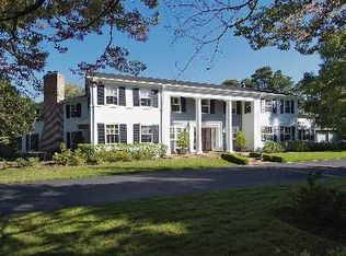 440 Pullman Rd, Hillsborough, CA 94010