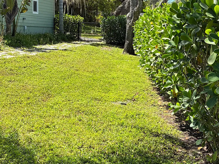 240 Georgia Ave — Photo 21