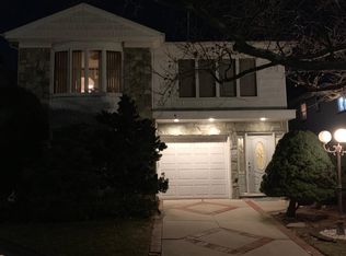9 Radford St, Staten Island, NY 10314