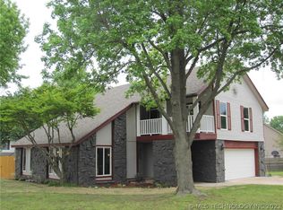 6601 S Redbud Ave, Broken Arrow, OK 74011