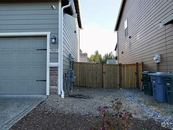 4th image of 19009 112th Avenue Ct E