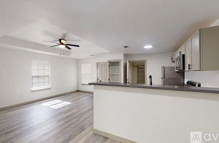 306 Old Timers Rd — Photo 2