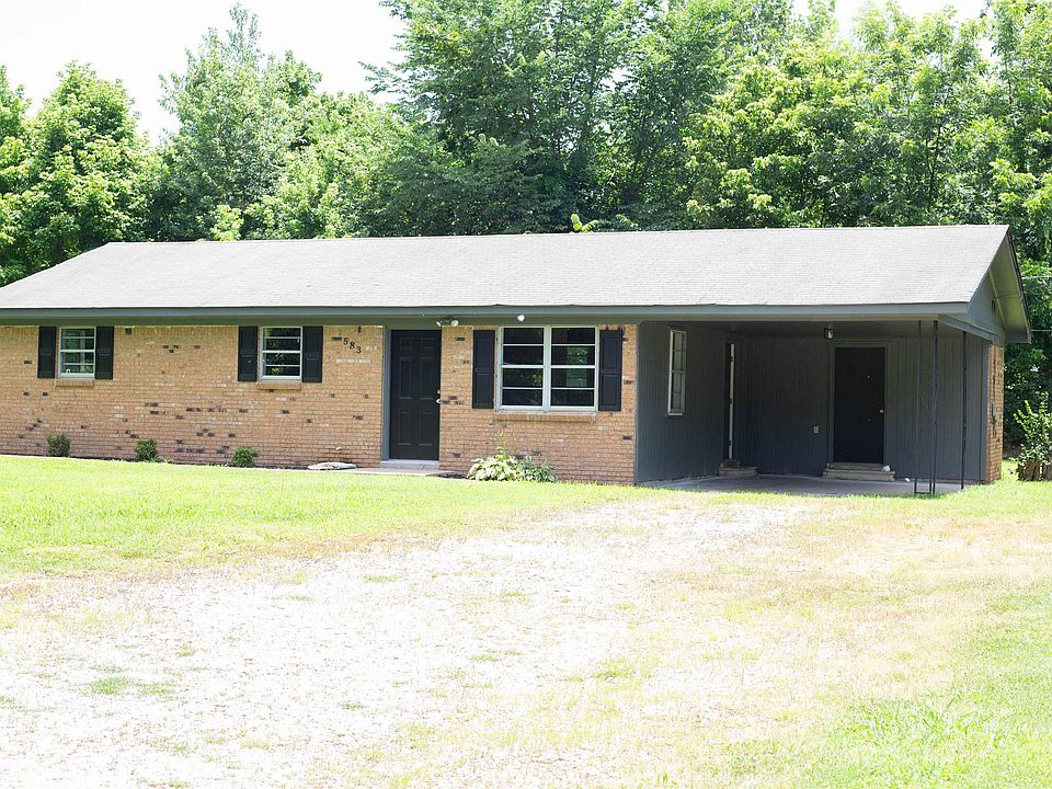 1st image of 583 Armstrong Rd