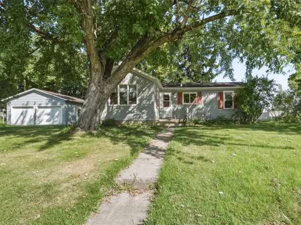 406 E Birch Street, Abbotsford, WI 54405