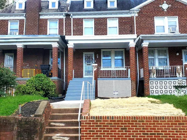302 Emerson St NW, Washington, DC 20011