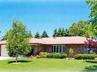 75 Gabriel Dr, South Haven, MI 49090