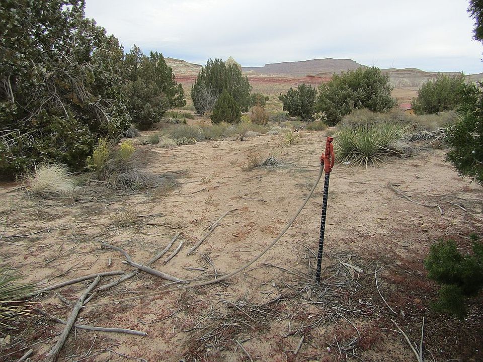 2nd image of 11885 W New Paria Rd