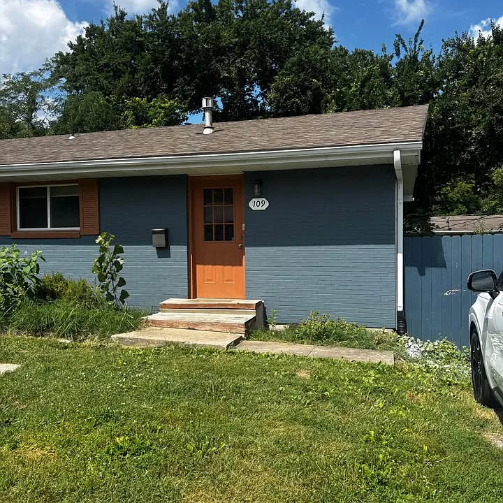 109 Redwood Rd