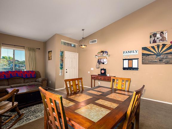 4th image of 1528 W San Tan Hills Dr