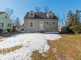 1211 Newport Rd, Bristol, PA 19007