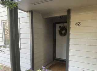 29700 SW Courtside Dr APT 43, Wilsonville, OR 97070