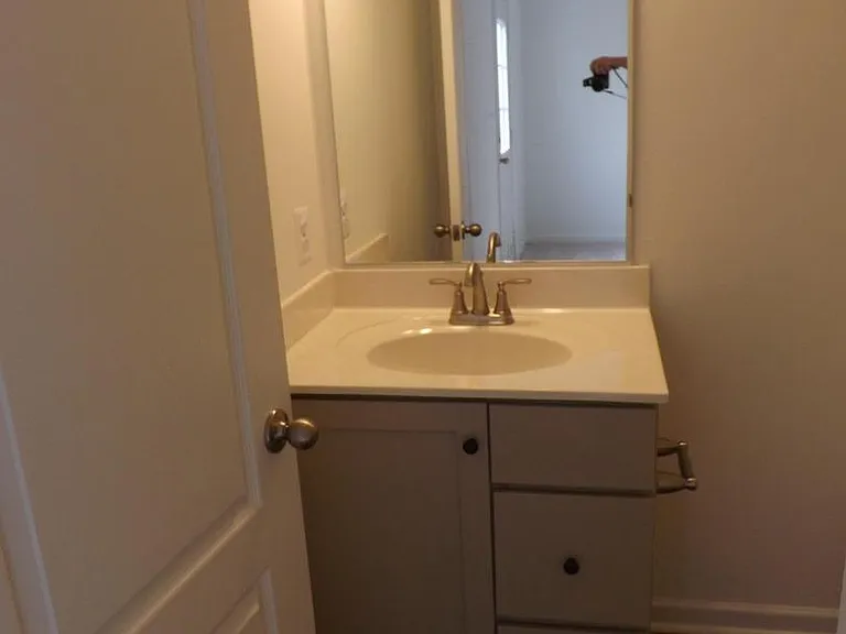 26 Kirby — Photo 12