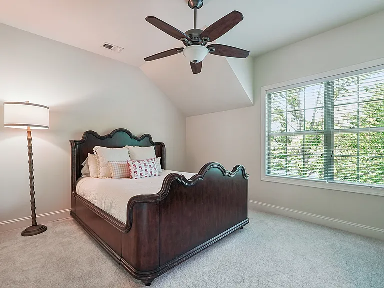 715 Saybeck Way — Photo 28