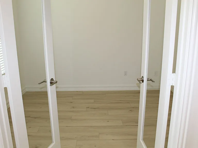 1317 Corleone Ln — Photo 9
