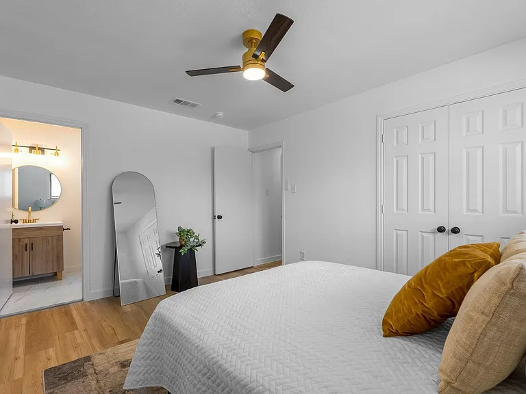 306 Bardfield Ave #306 — Photo 14