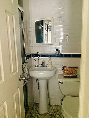 5th image of 220 W 111th St APT 5A