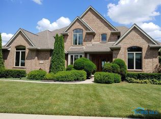 25230 River View Pl, Perrysburg, OH 43551