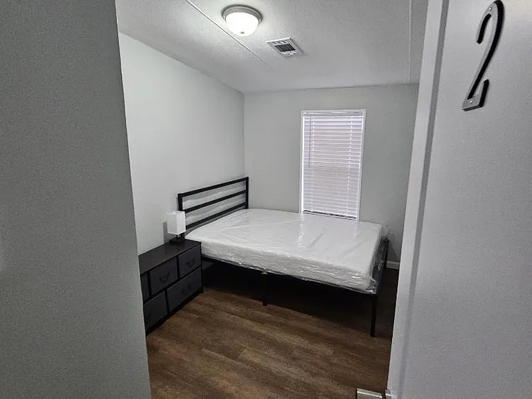 Unit Photo