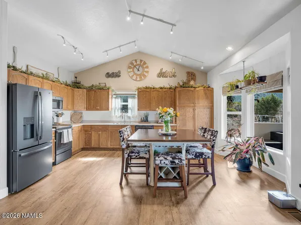 2316 E New Moon Way, Williams, AZ 86046