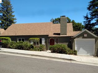 1015 Underhills Rd, Oakland, CA 94610