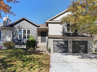6508 W 151st Pl, Overland Park, KS 66223