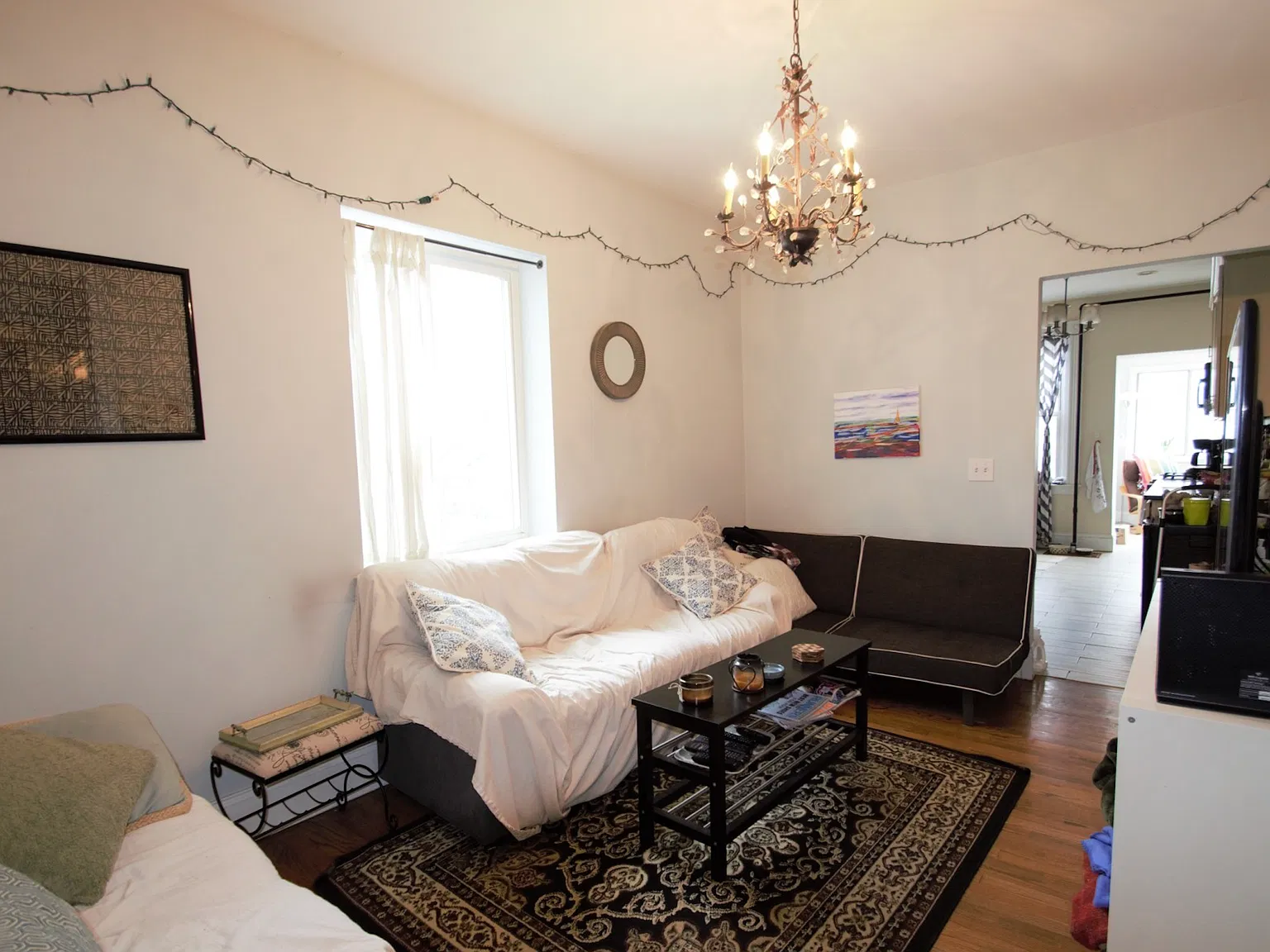 5 bed, 2000 sqft, $8,600 — Photo 3