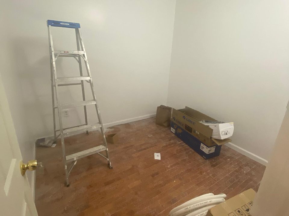 1st image of 10129 113th St #1