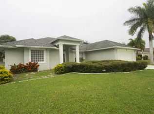 365 SW Saginaw Ave, Port Saint Lucie, FL 34953