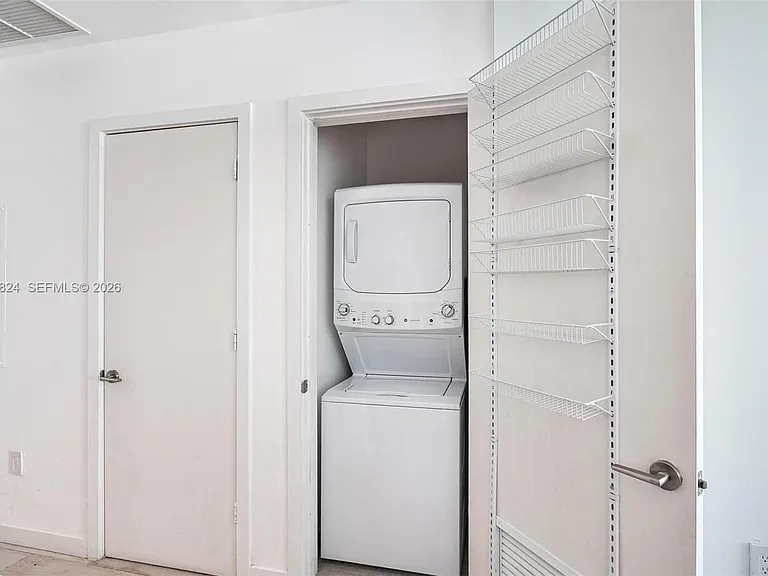 480 NE 31st St #1603 — Photo 27
