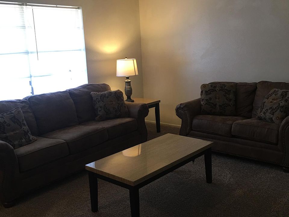 1st image of 1026 N Wells St
