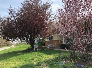 417 W End Dr, Boonville, MO 65233