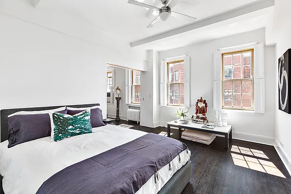 Sold by Compass | media 5