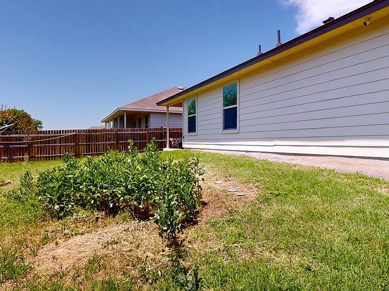 8605 Cantera Ridge Rd — Photo 22