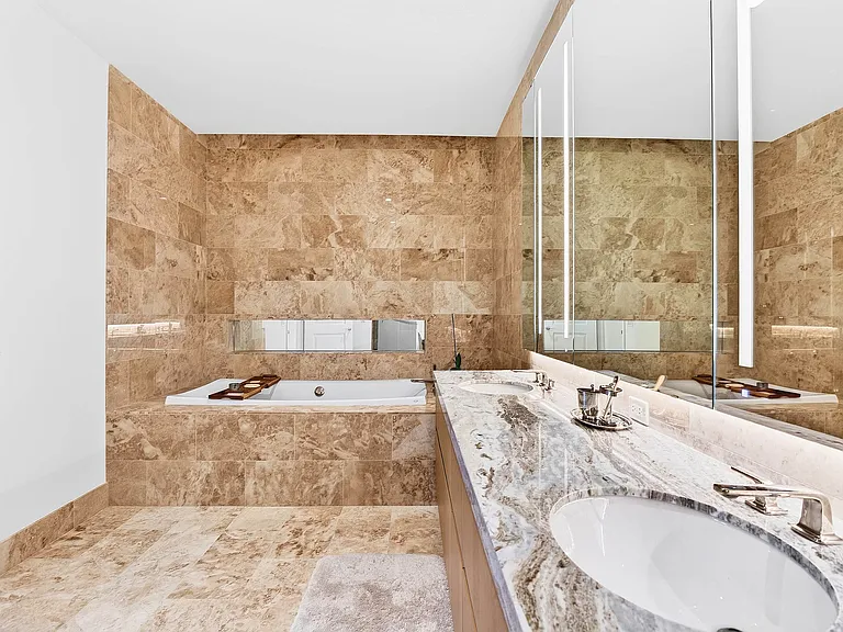 363 E Wacker Dr #3709 — Photo 30