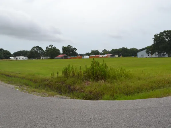 SE Corner Of Cape Palos & Julia St, New Iberia, LA 70560