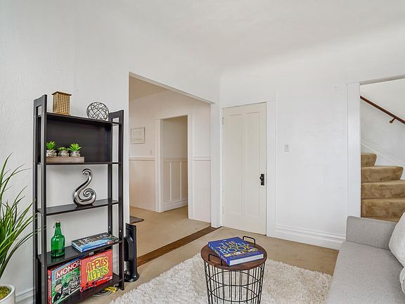 4th image of 1138 Brunswick St