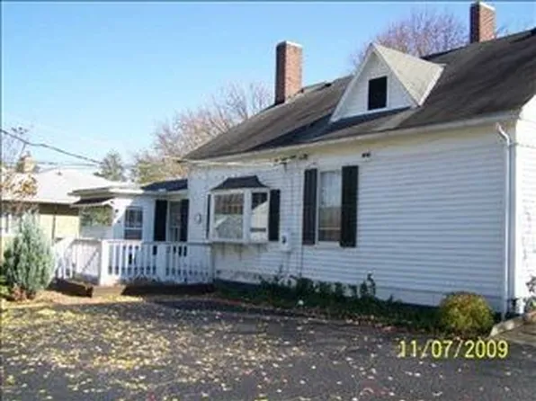 318 Rawlings St, Washington Court House, OH 43160