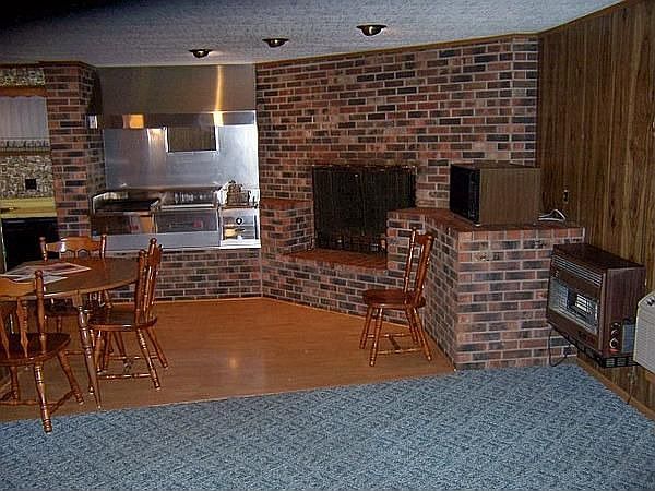 2nd image of 1006 Copper Creek Rd
