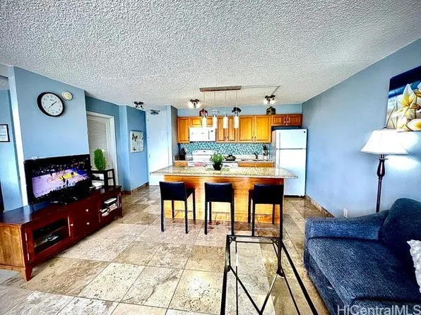 201 Ohua Ave #2107, Honolulu, HI 96815
