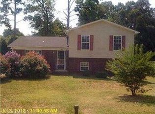 685 Charlotte Dr, Lexington, NC 27292