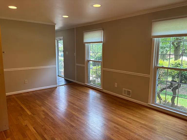 12116 Little Creek Dr — Photo 2