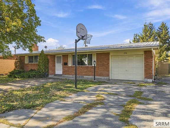 2nd image of 1770 S Falcon Dr
