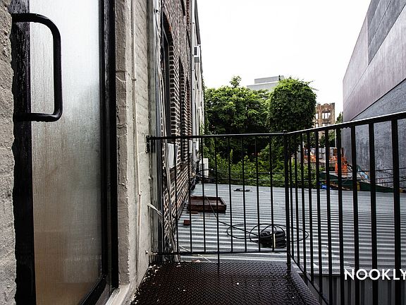 3rd image of 688 Washington Ave #2E