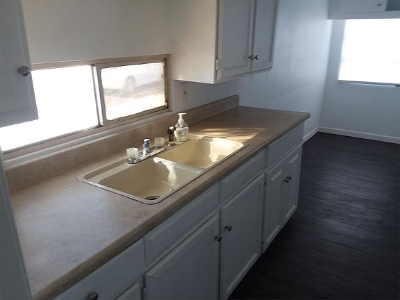 4th image of 710 S Lawson Dr Lot 19A