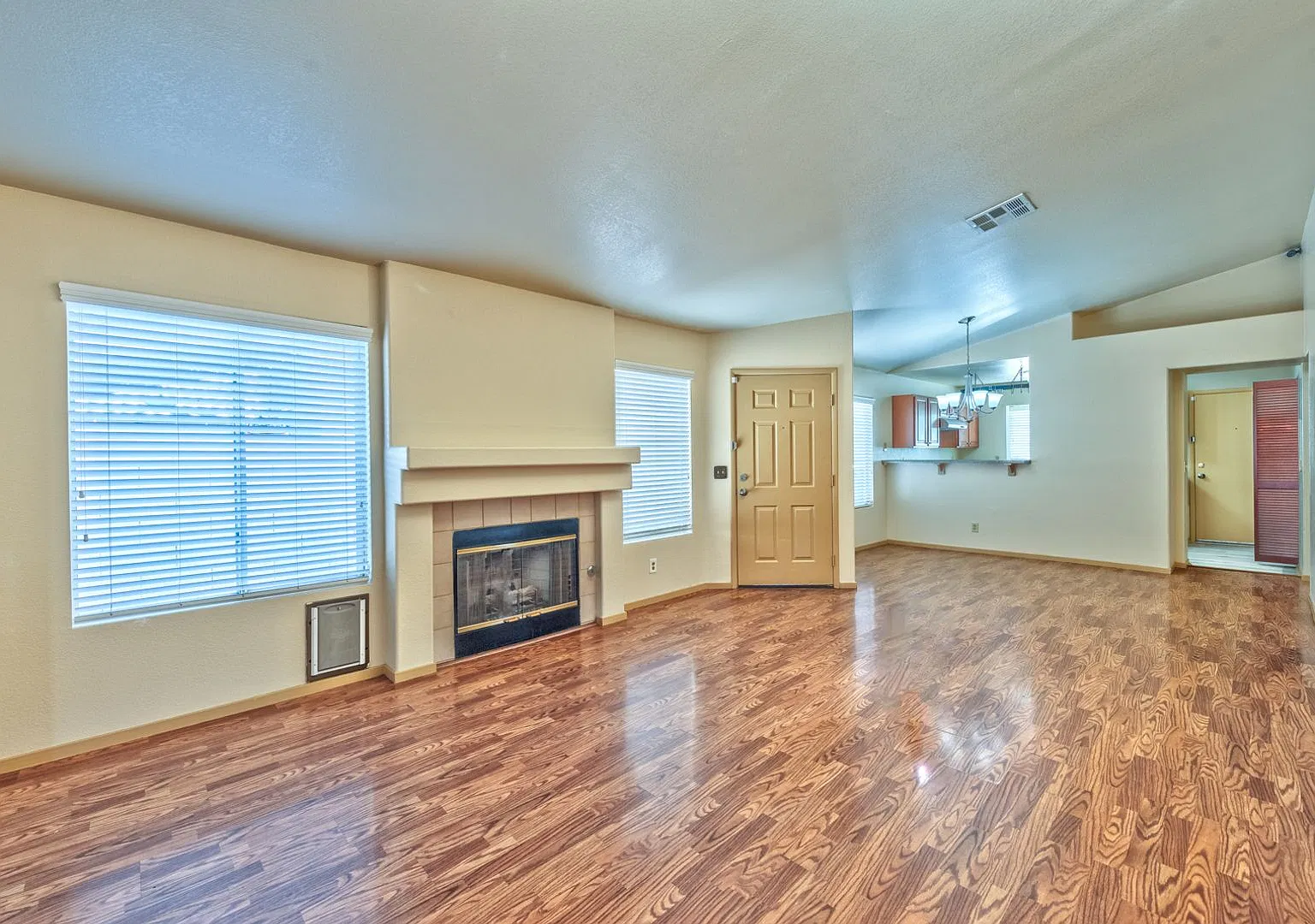 2022 Crowley Way, Las Vegas, Nevada 89142 — Photo 3
