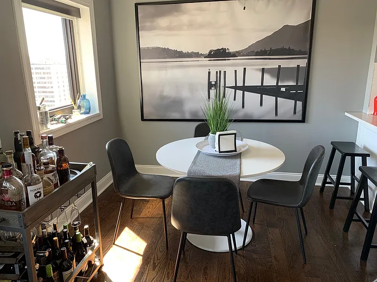 Plaza House — Photo 23