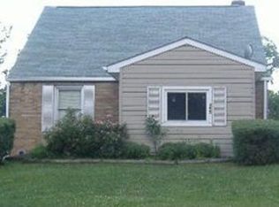 195 Central Ave, North Versailles, PA 15137