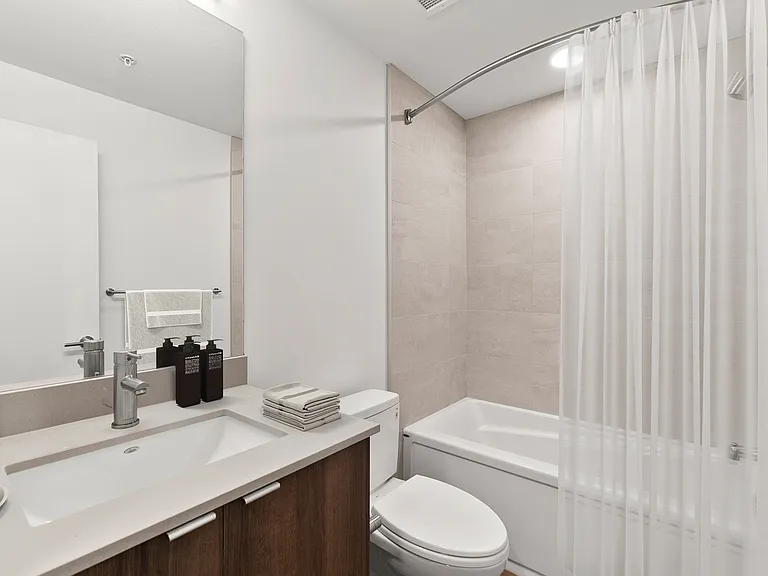 3795 Lakeshore Rd — Photo 57